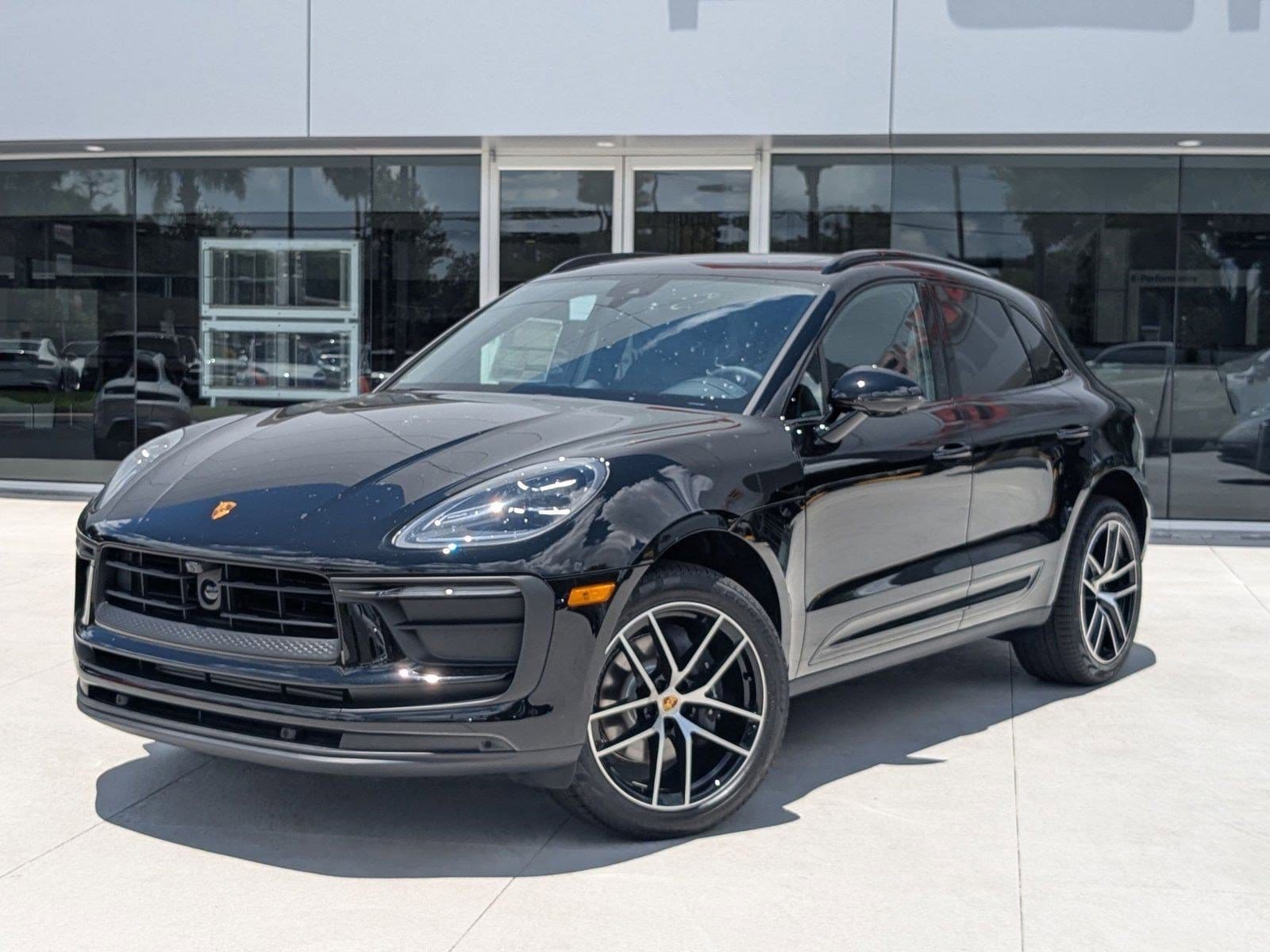 2025 Porsche Macan T's photo