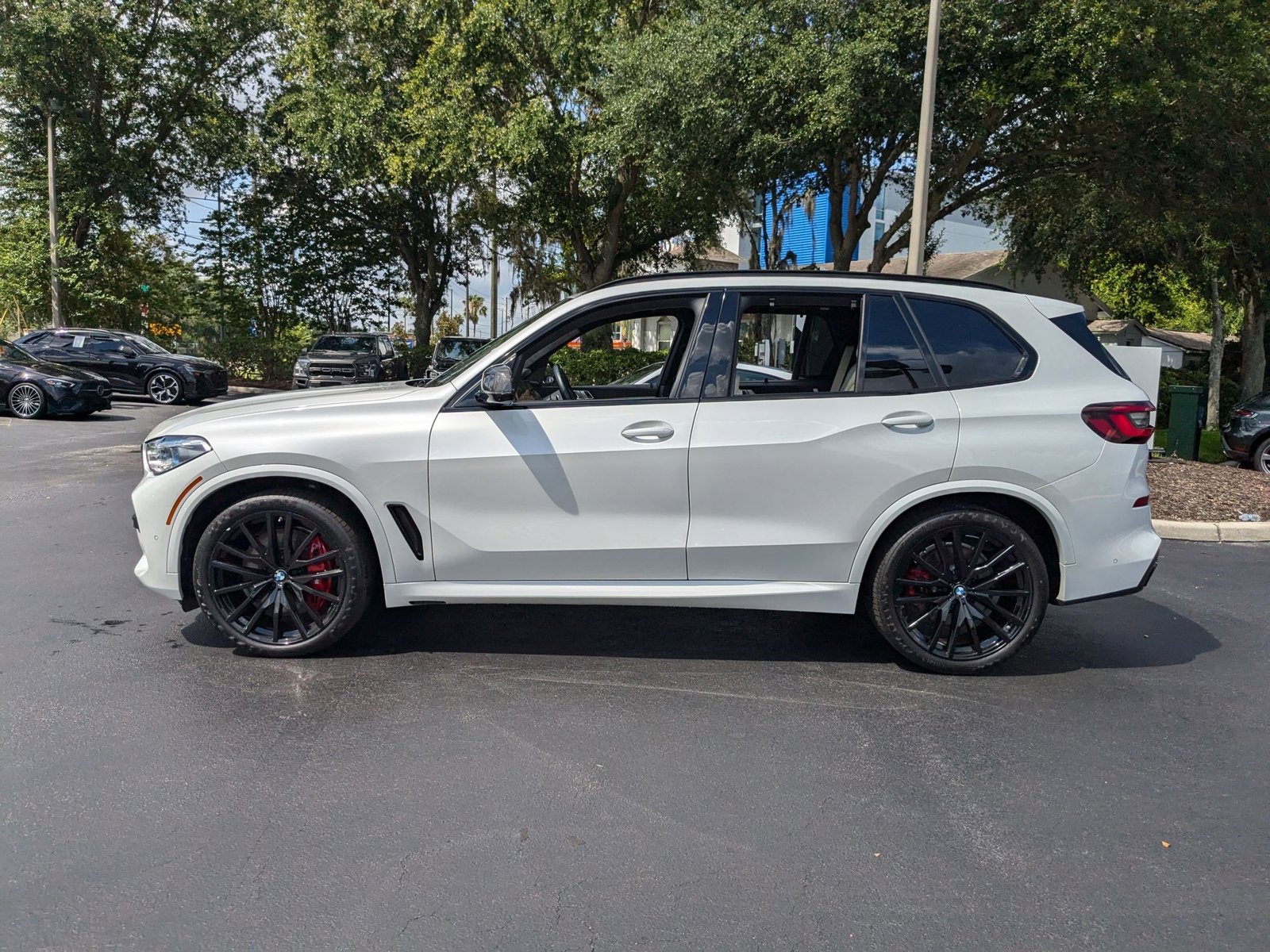 Used 2023 BMW X5 M50i with VIN 5UXJU4C04P9N74763 for sale in Maitland, FL