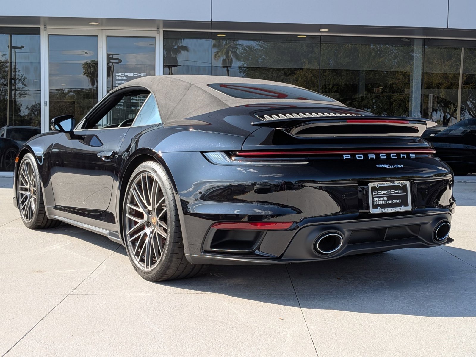 2022 Porsche 911 Turbo Cabriolet photo 3