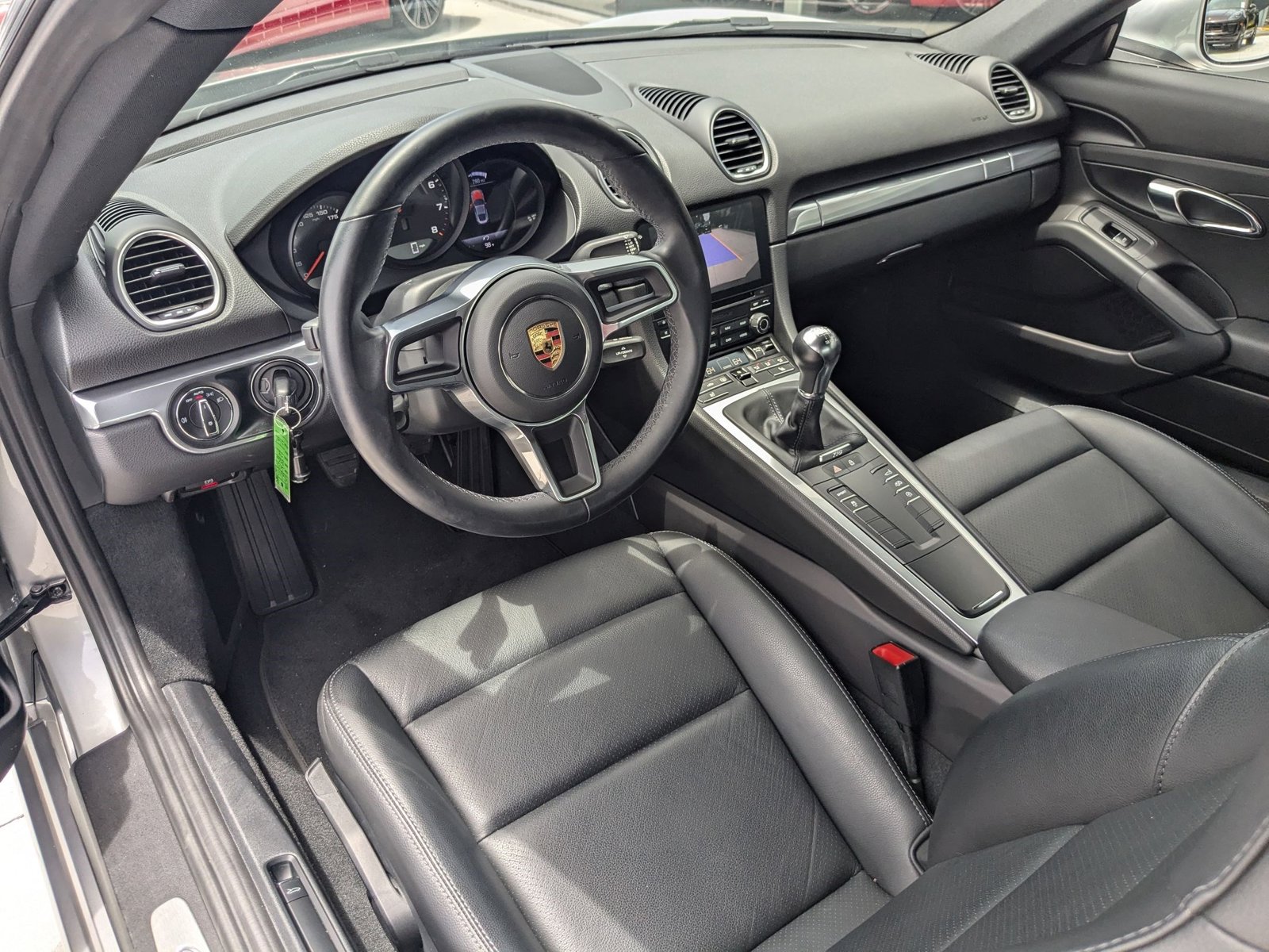 2023 Porsche Cayman Base photo 4