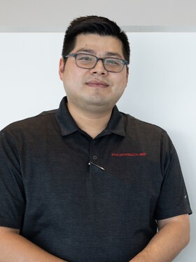 Staff member Ken Lin from ID_15829ce4e490