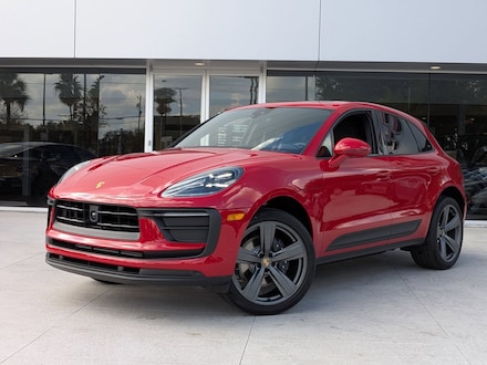 2026 Porsche Macan SUV