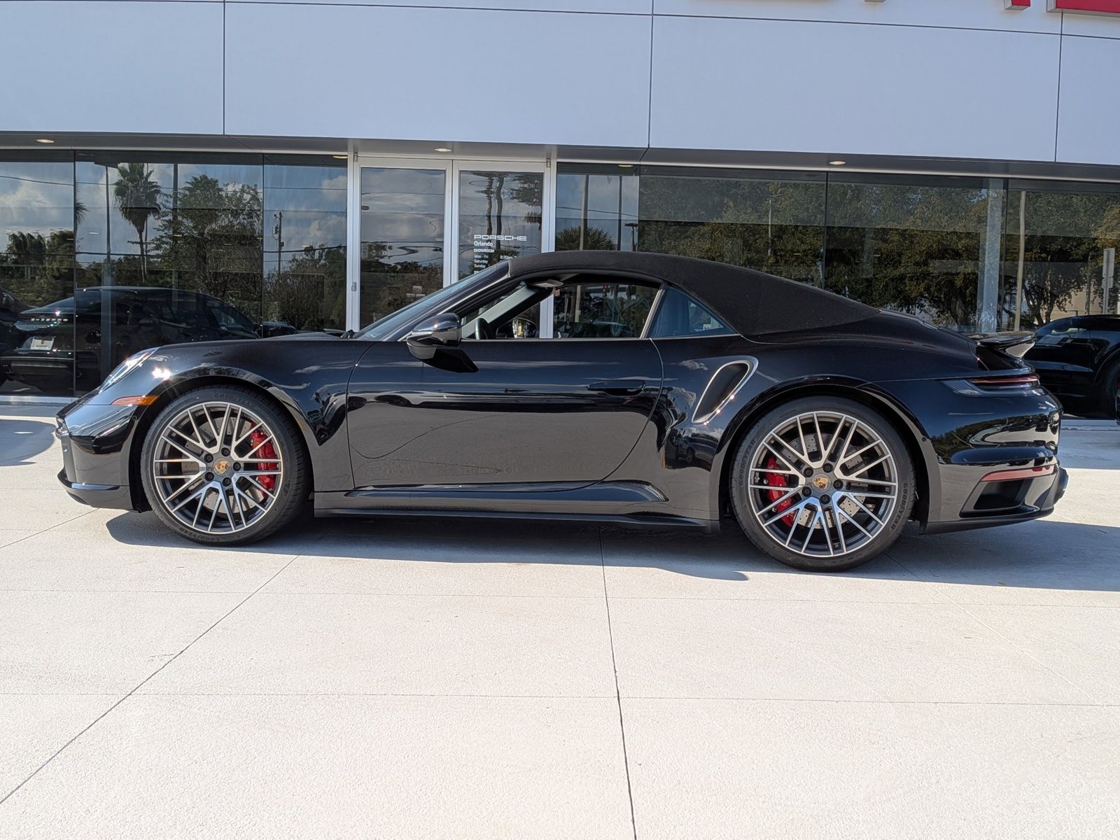 2022 Porsche 911 Turbo Cabriolet photo 2