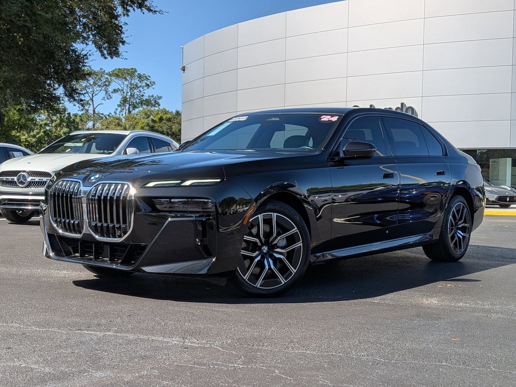 Used 2024 BMW 740i xDrive Sedan