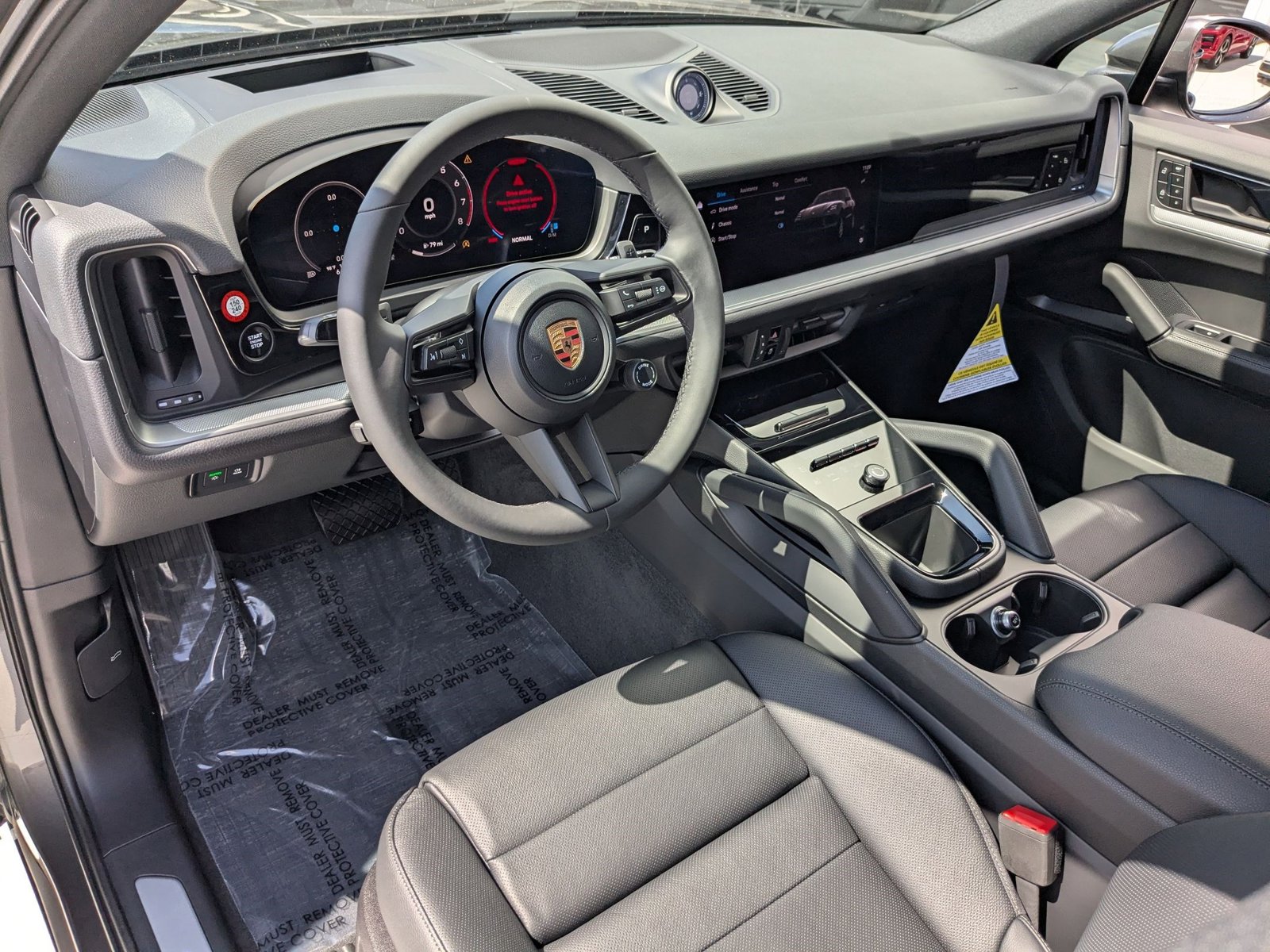 2026 Porsche Cayenne photo 3