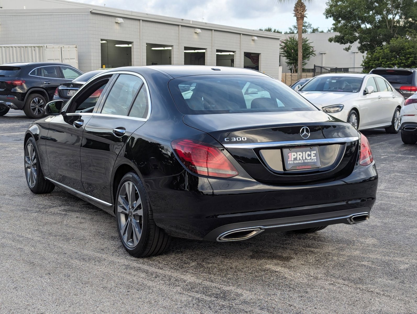 2021 Mercedes Benz C 300 Sedan photo 3