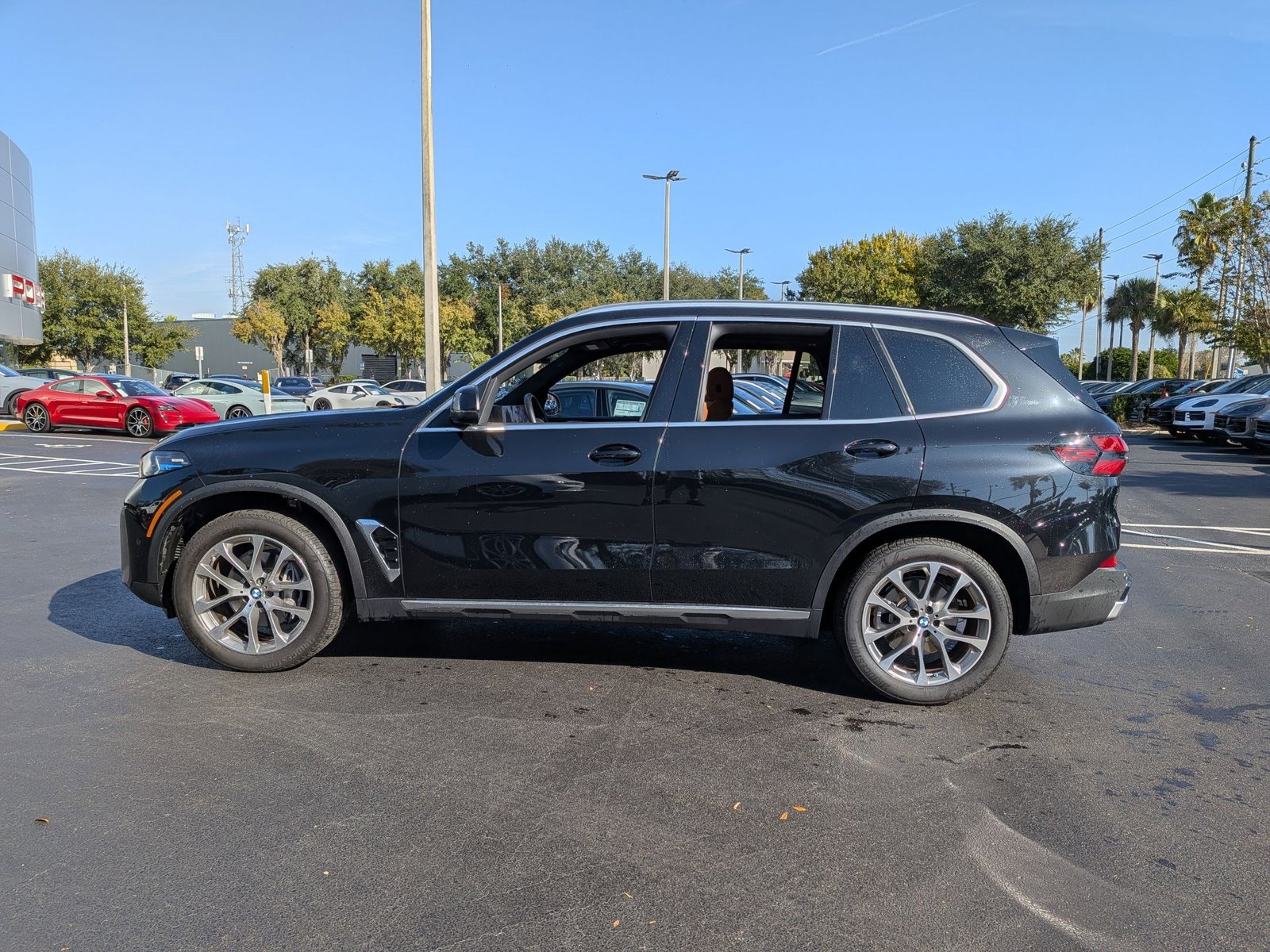 2025 Bmw X5 xDrive40i photo 2