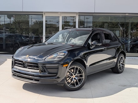 2026 Porsche Macan SUV