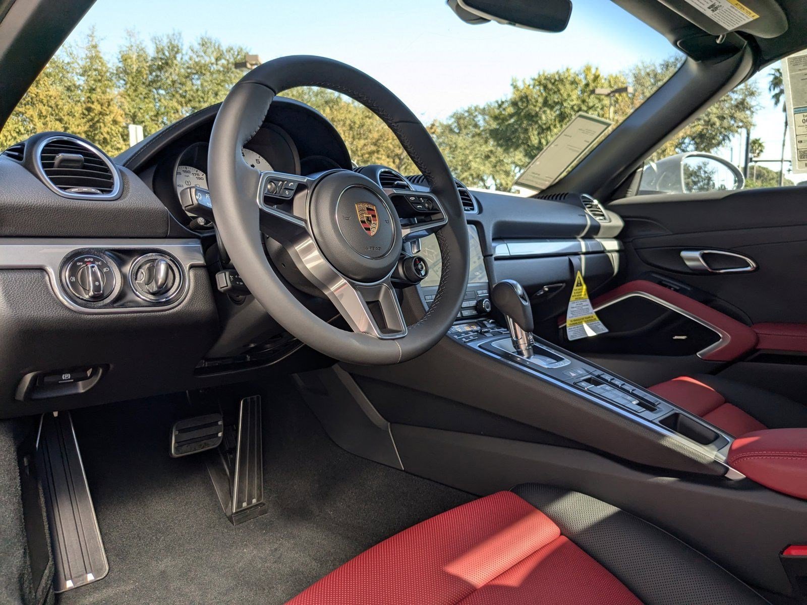 2025 Porsche Boxster S photo 4
