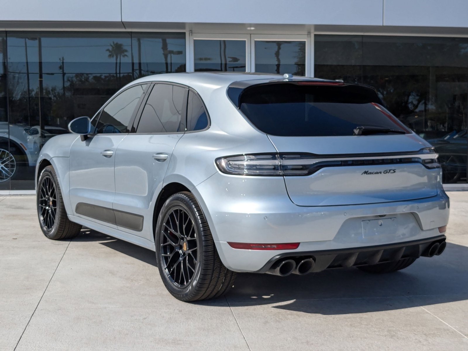 2021 Porsche Macan GTS photo 3