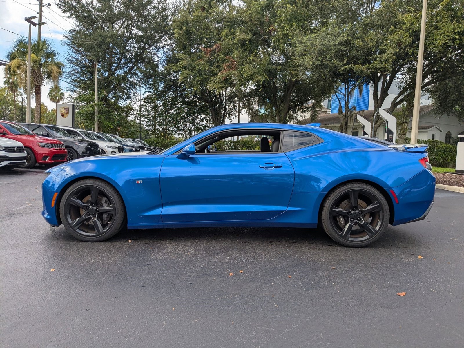 2016 Chevrolet Camaro 2SS photo 2