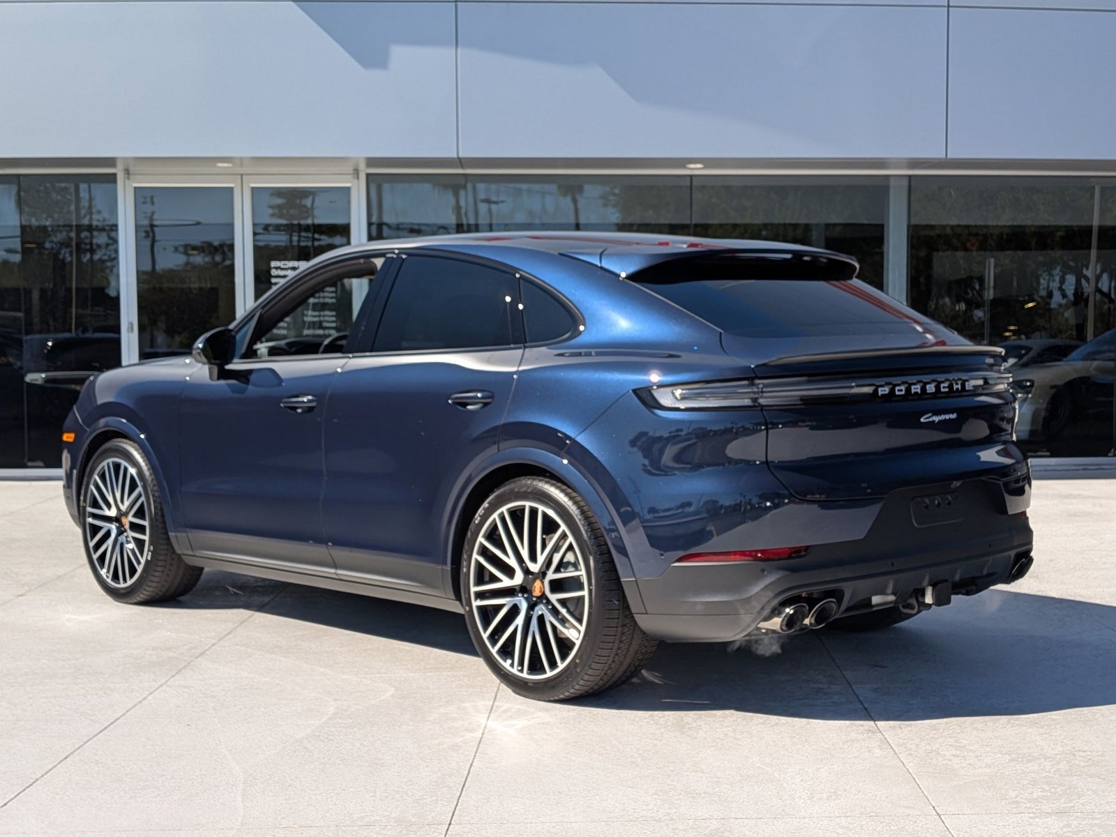 2026 Porsche Cayenne Coupe photo 2