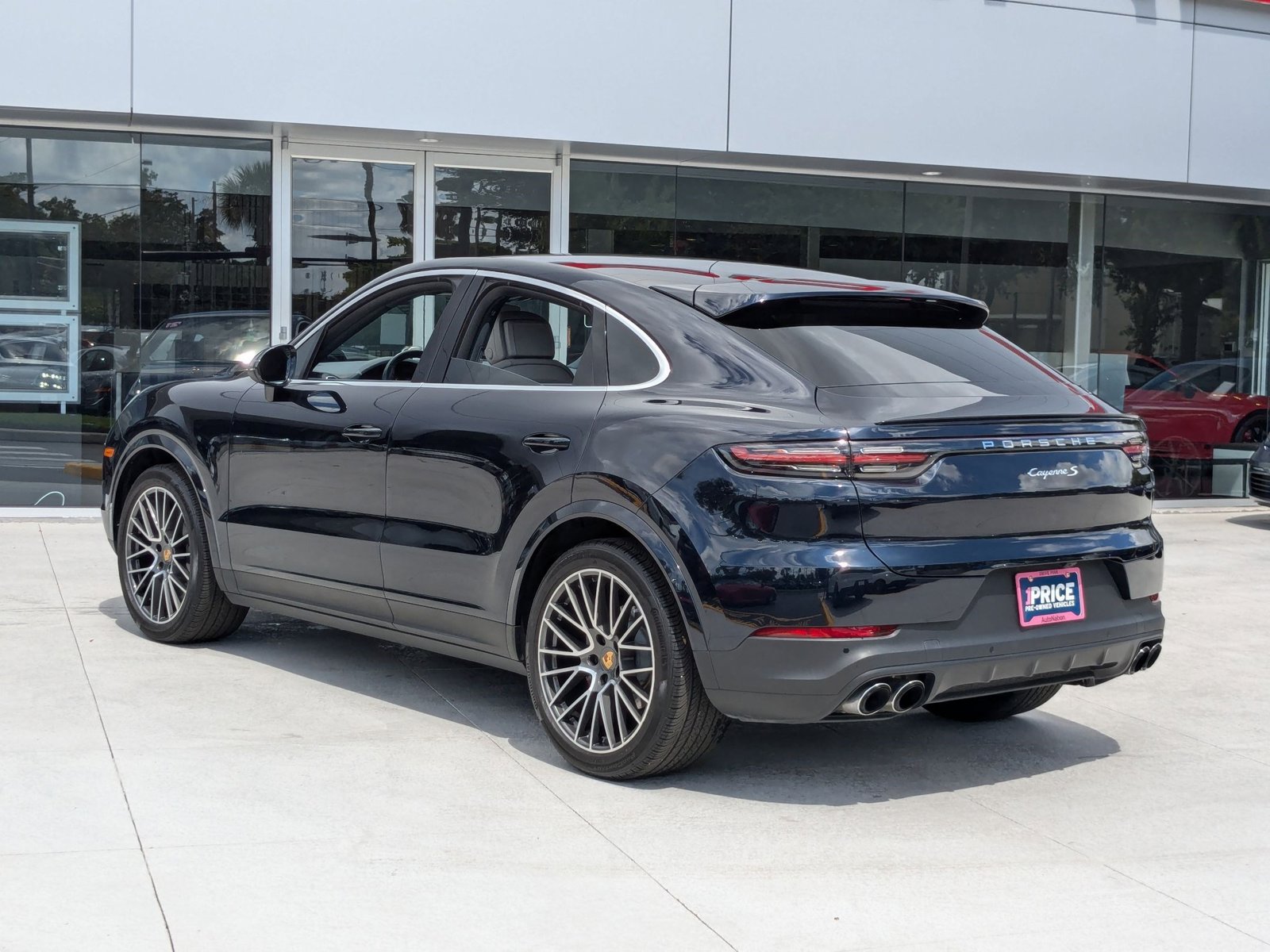 2021 Porsche Cayenne S Coupe photo 3