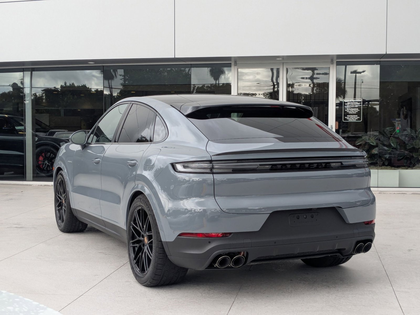 2026 Porsche Cayenne E-Hybrid Coupe S photo 2