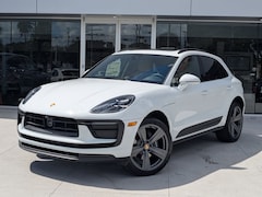 2026 Porsche Macan SUV