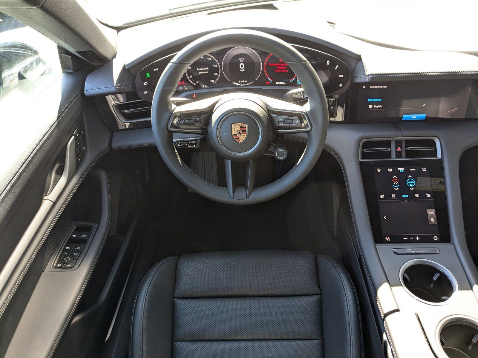 2025 Porsche Taycan 4S photo 4