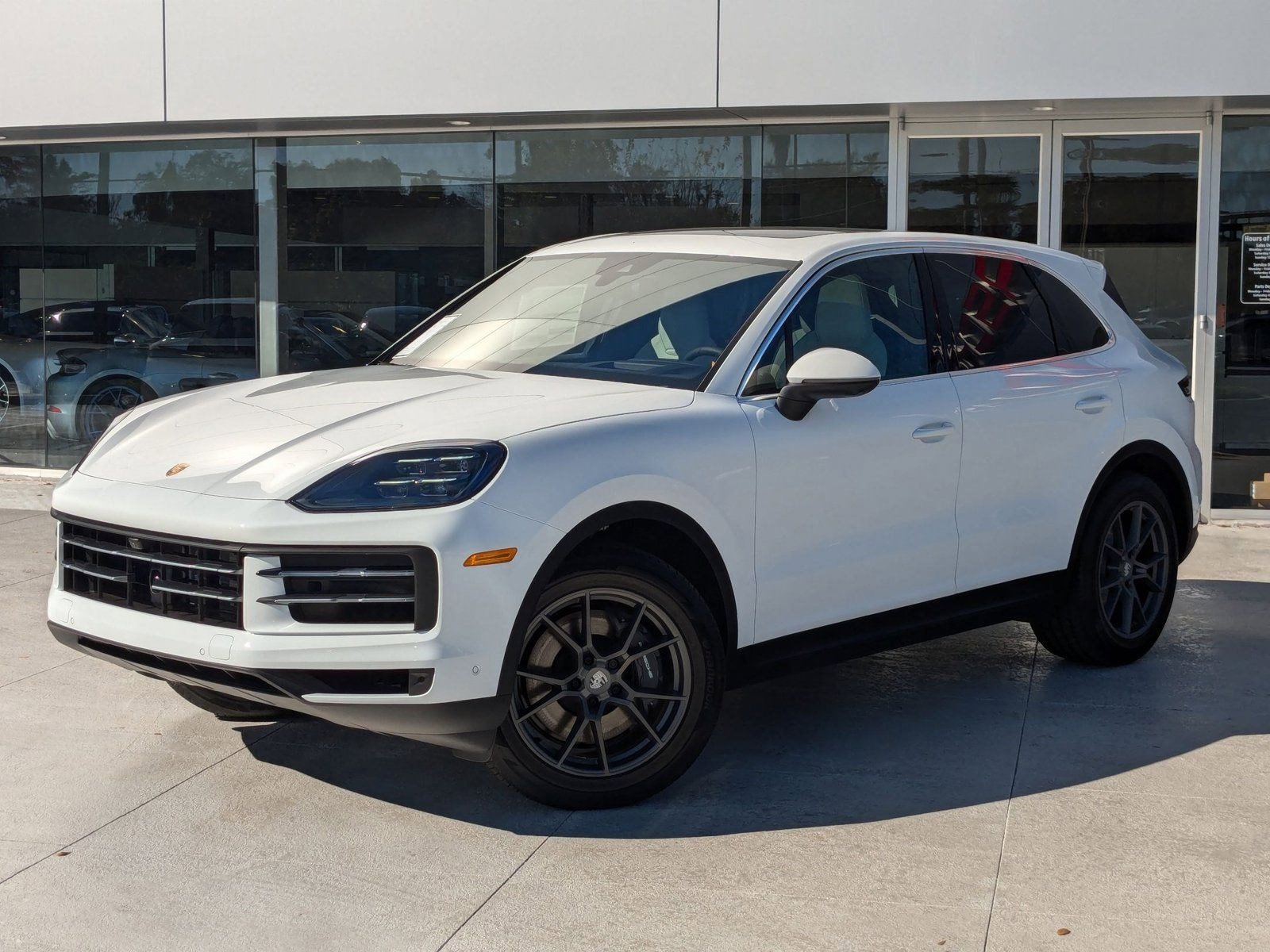 2025 Porsche Cayenne Base