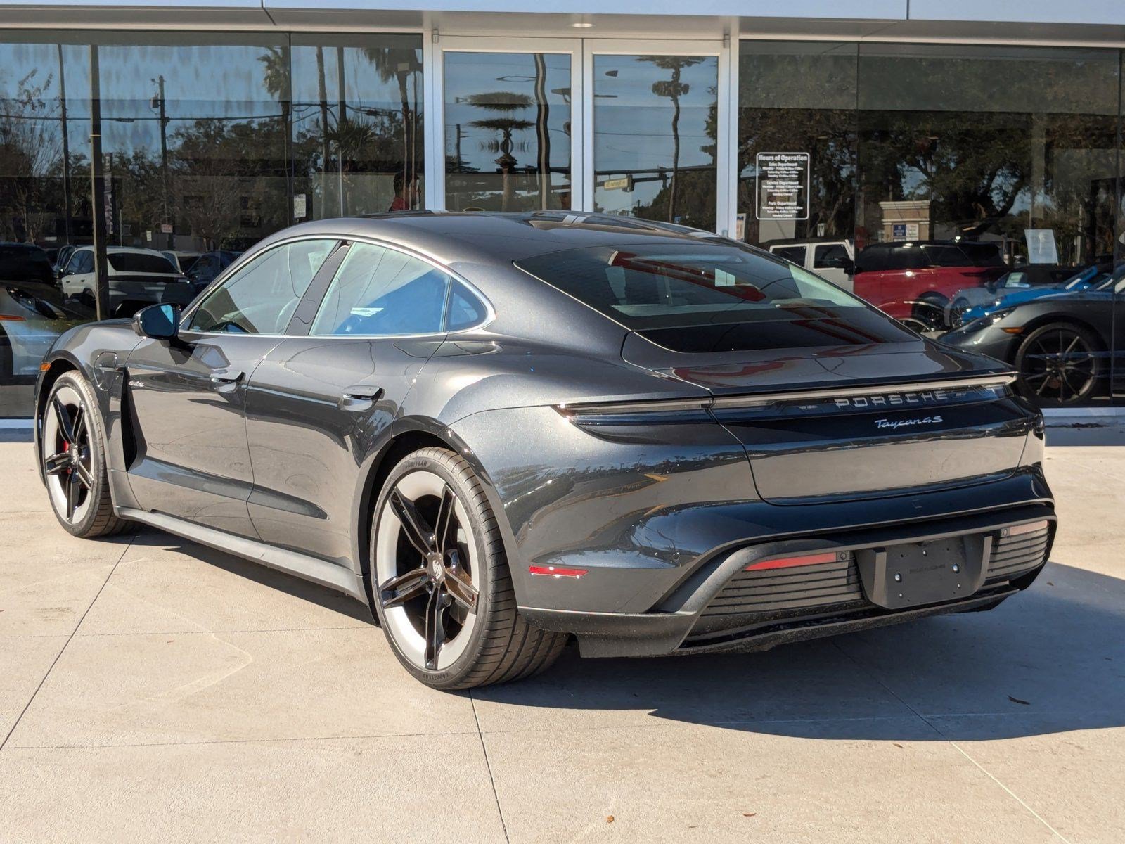 2025 Porsche Taycan 4S photo 3