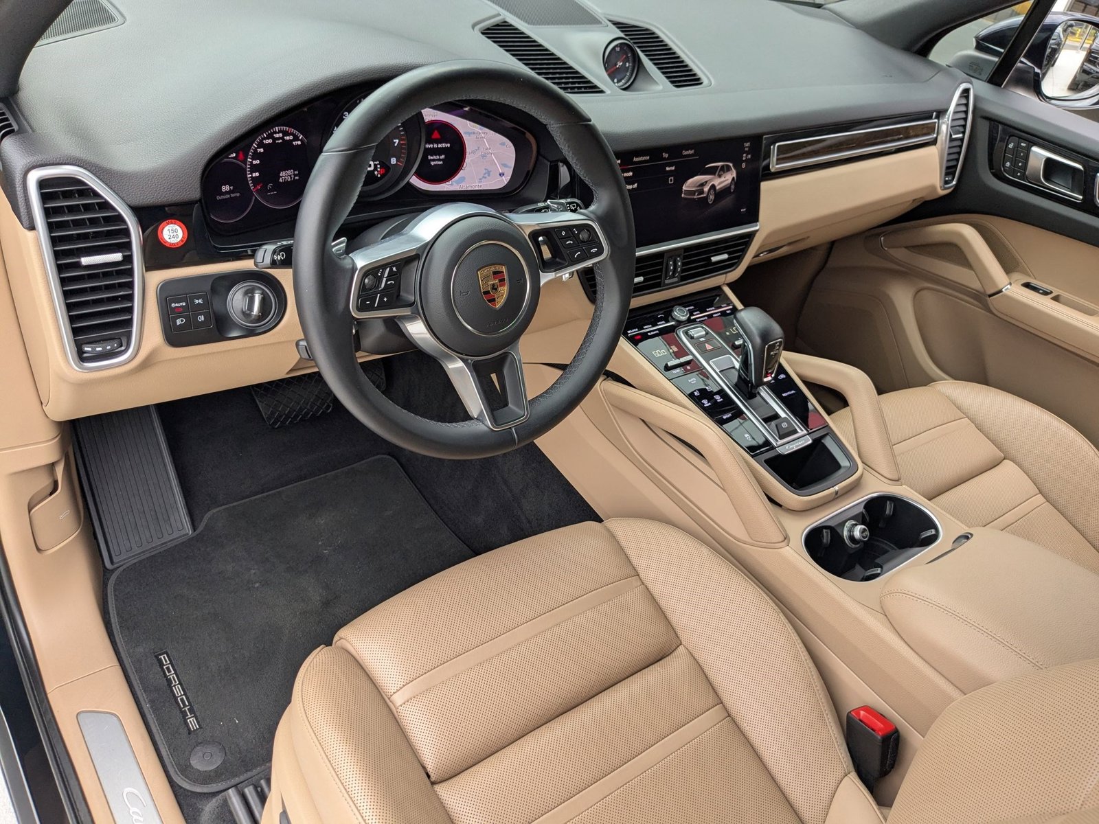 2023 Porsche Cayenne Base photo 4