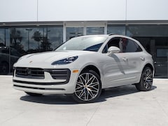 2025 Porsche Macan SUV