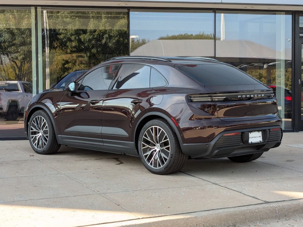 New 2025 Porsche Macan 4 Electric 4 SUV