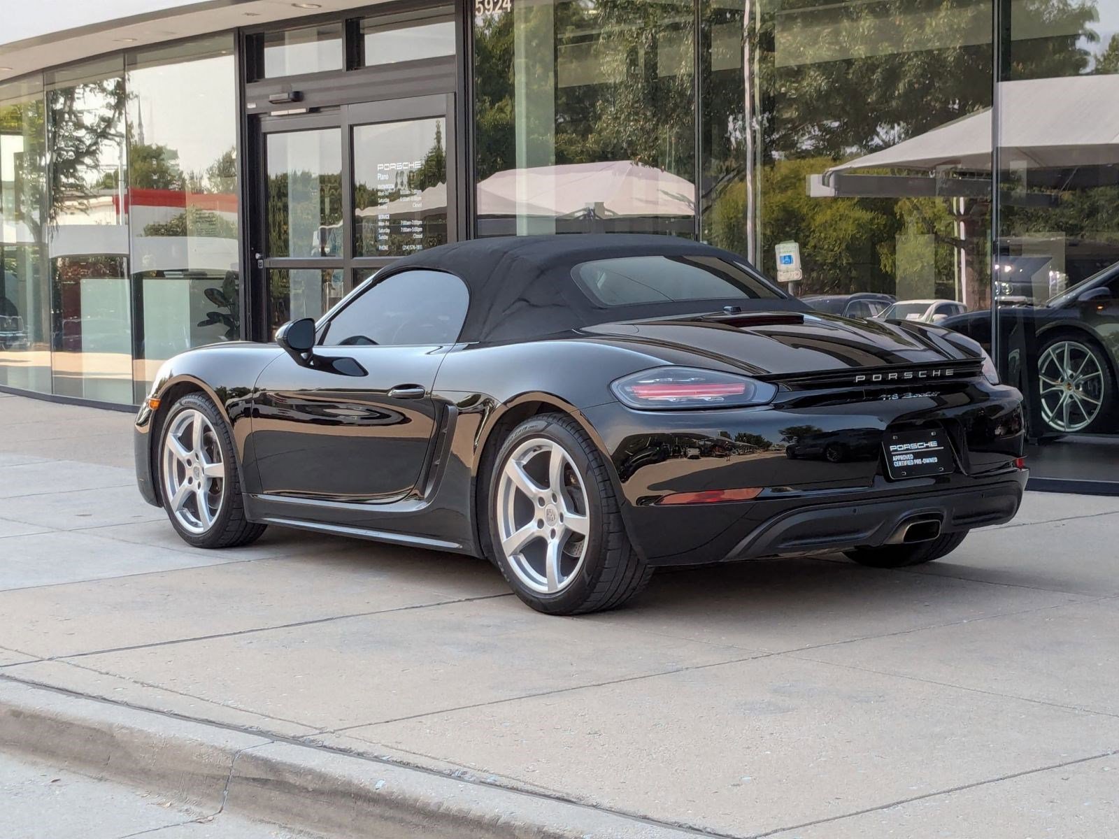 2019 Porsche Boxster photo 3