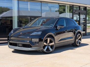 2025 Porsche Macan Electric SUV 2025 Porsche Macan Electric SUV