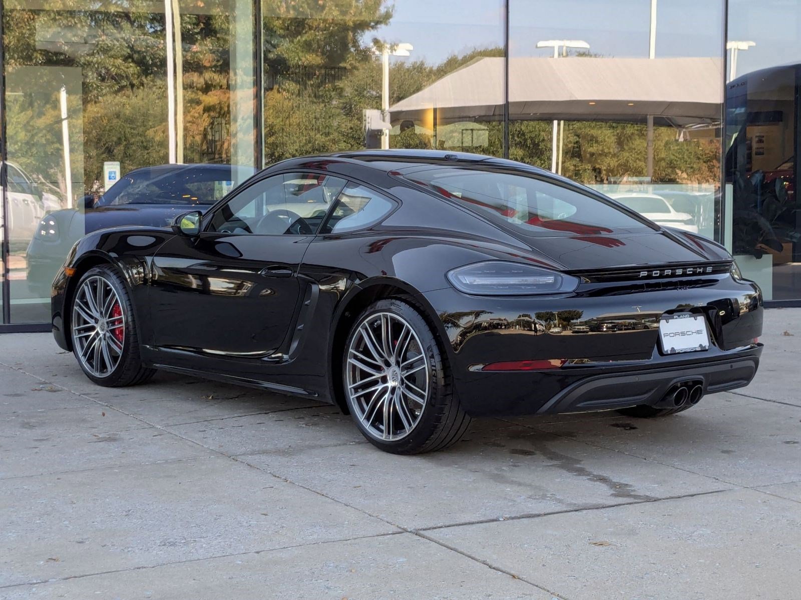 2025 Porsche Cayman S photo 3