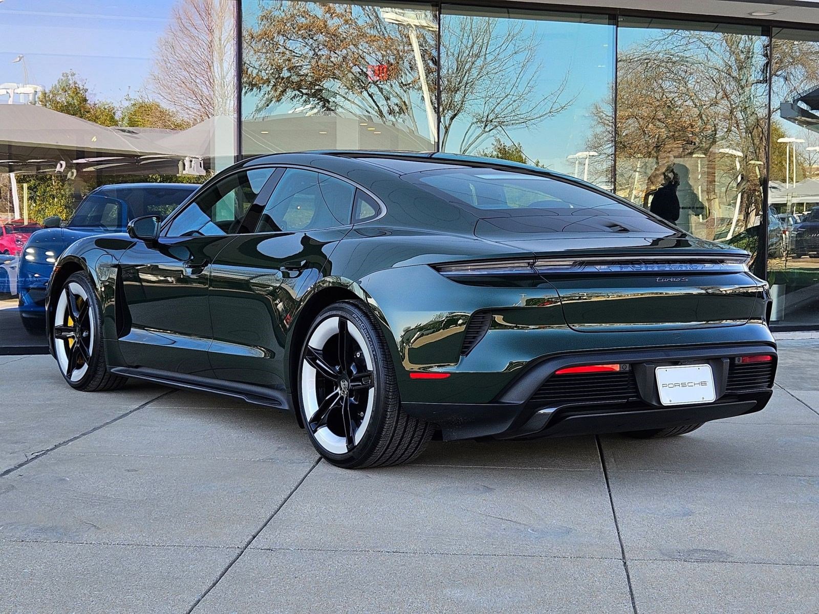 2025 Porsche Taycan Turbo S photo 3