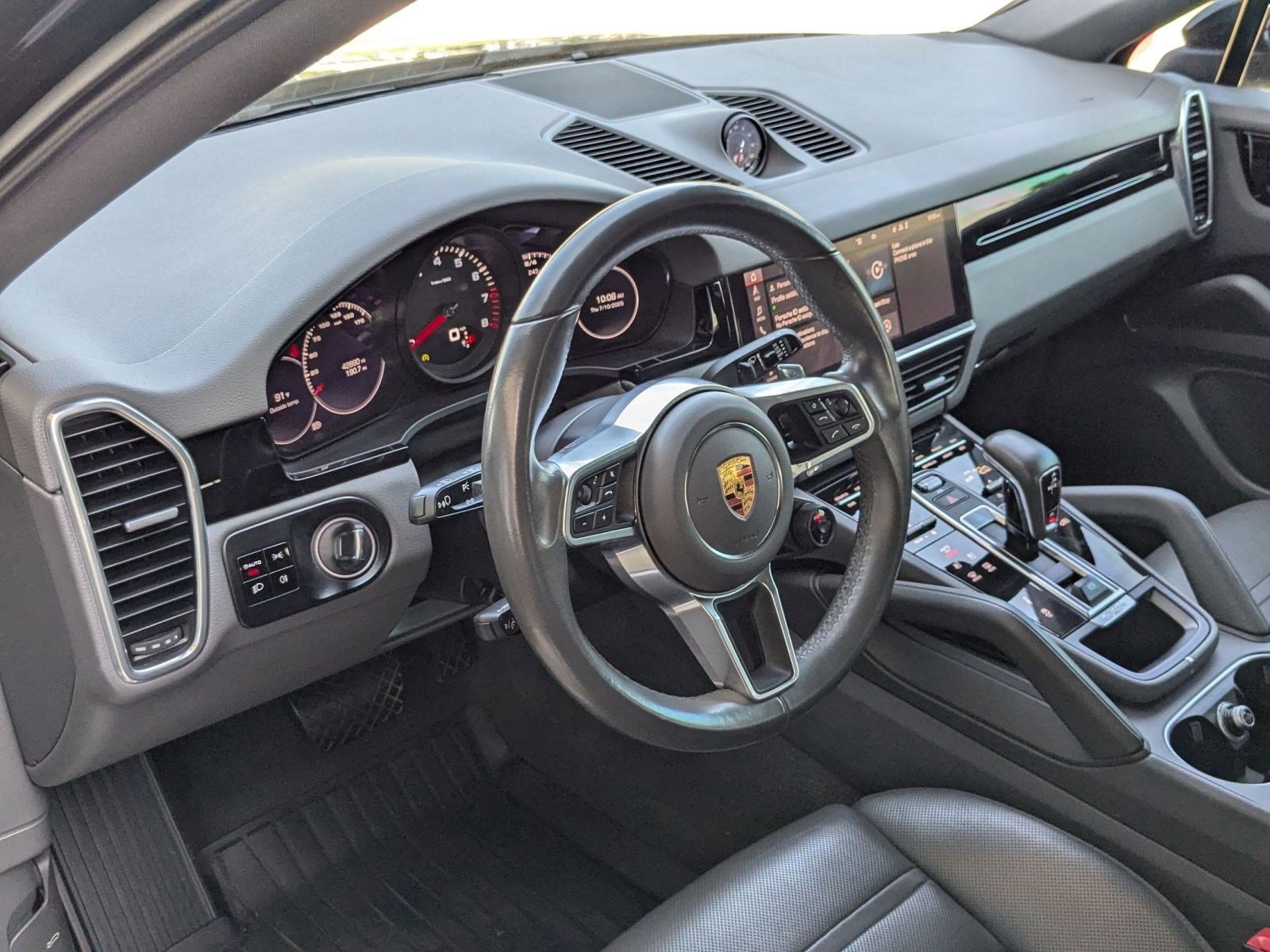 2021 Porsche Cayenne Coupe photo 4