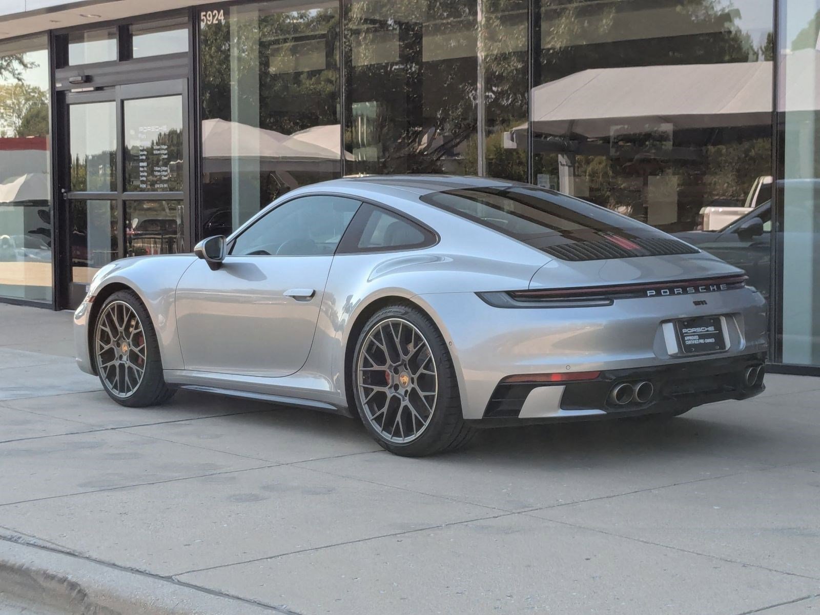 2024 Porsche 911 S photo 3