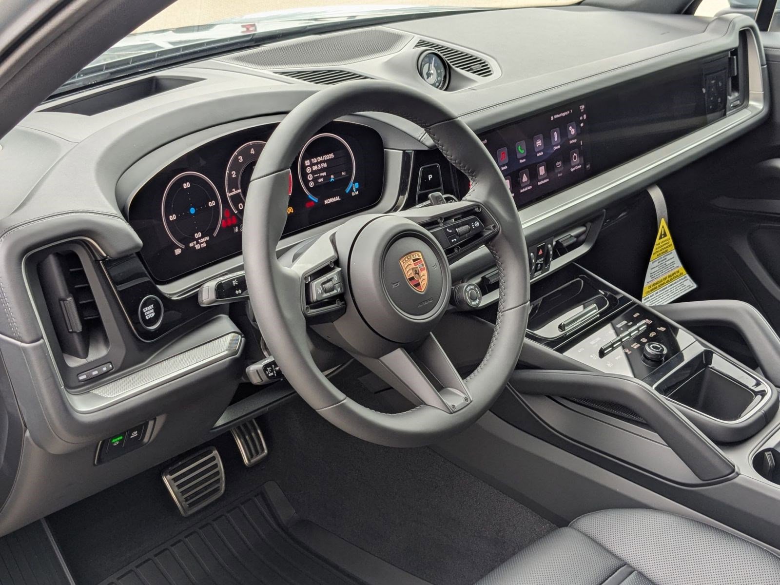 2026 Porsche Cayenne S photo 4