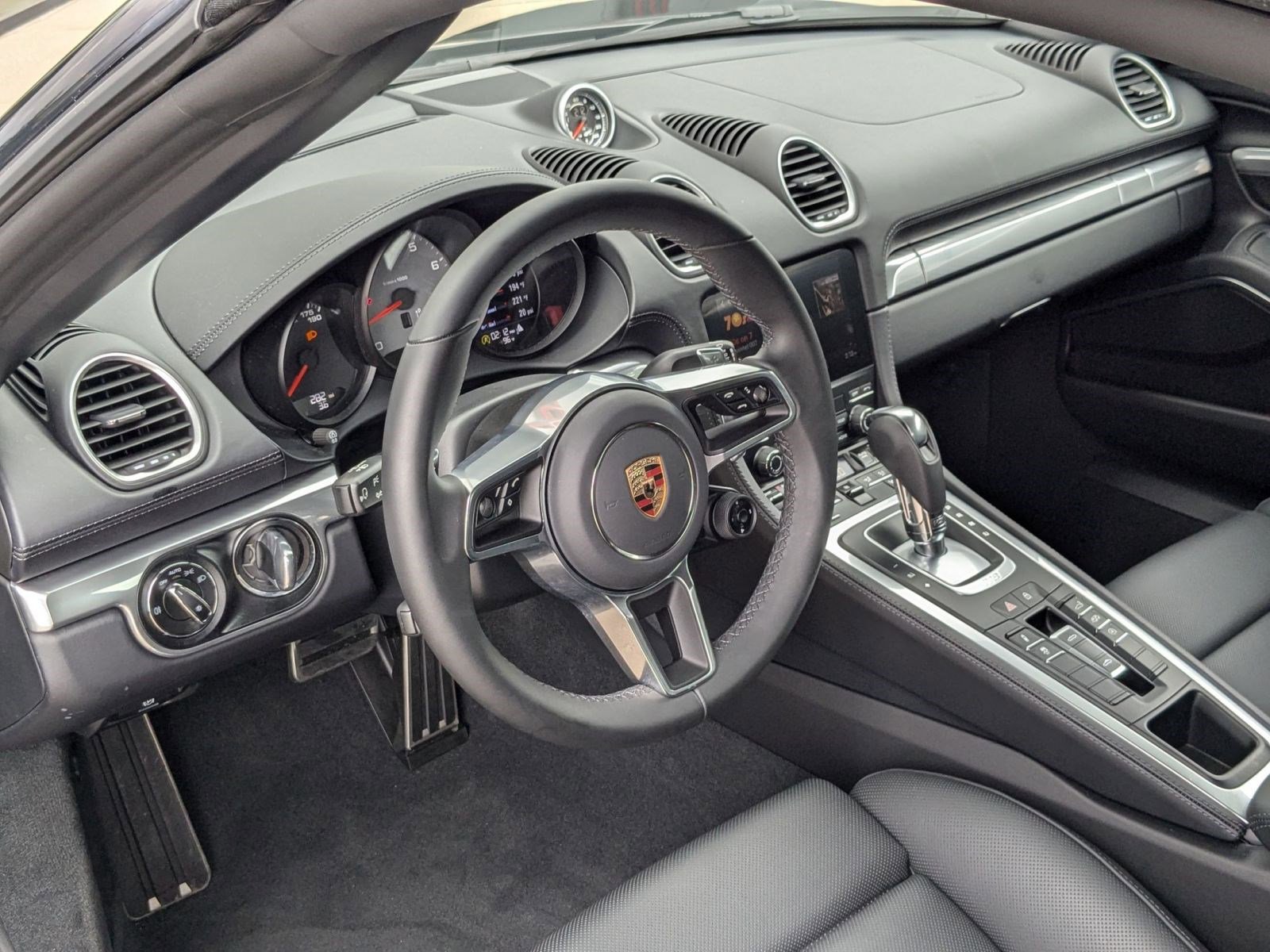 2024 Porsche Boxster S photo 4