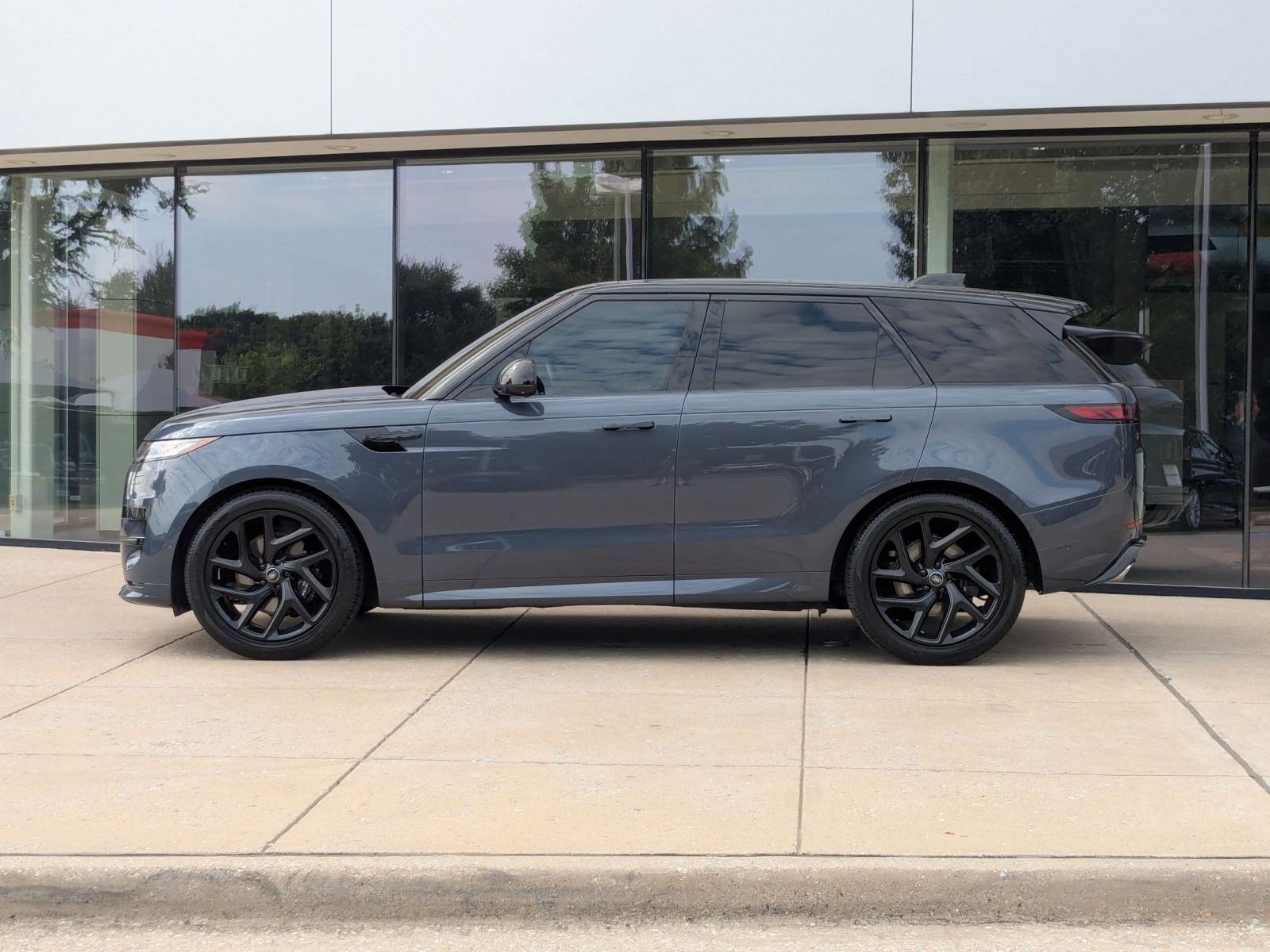 2023 Land Rover Range Rover Sport P400 Dynamic S photo 2