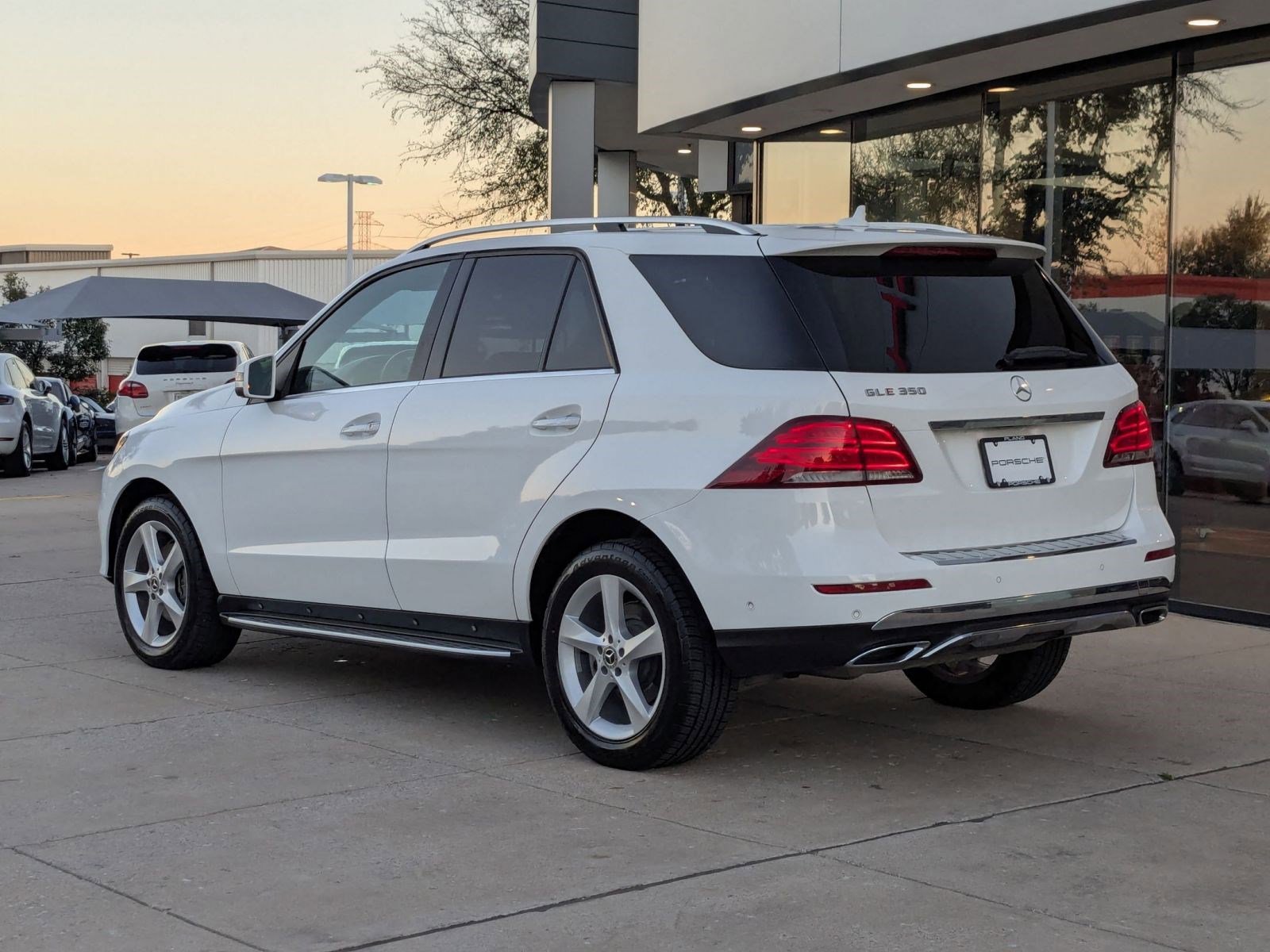 2018 Mercedes Benz GLE 350 photo 2