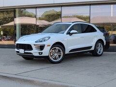2017 Porsche Macan Base AWD