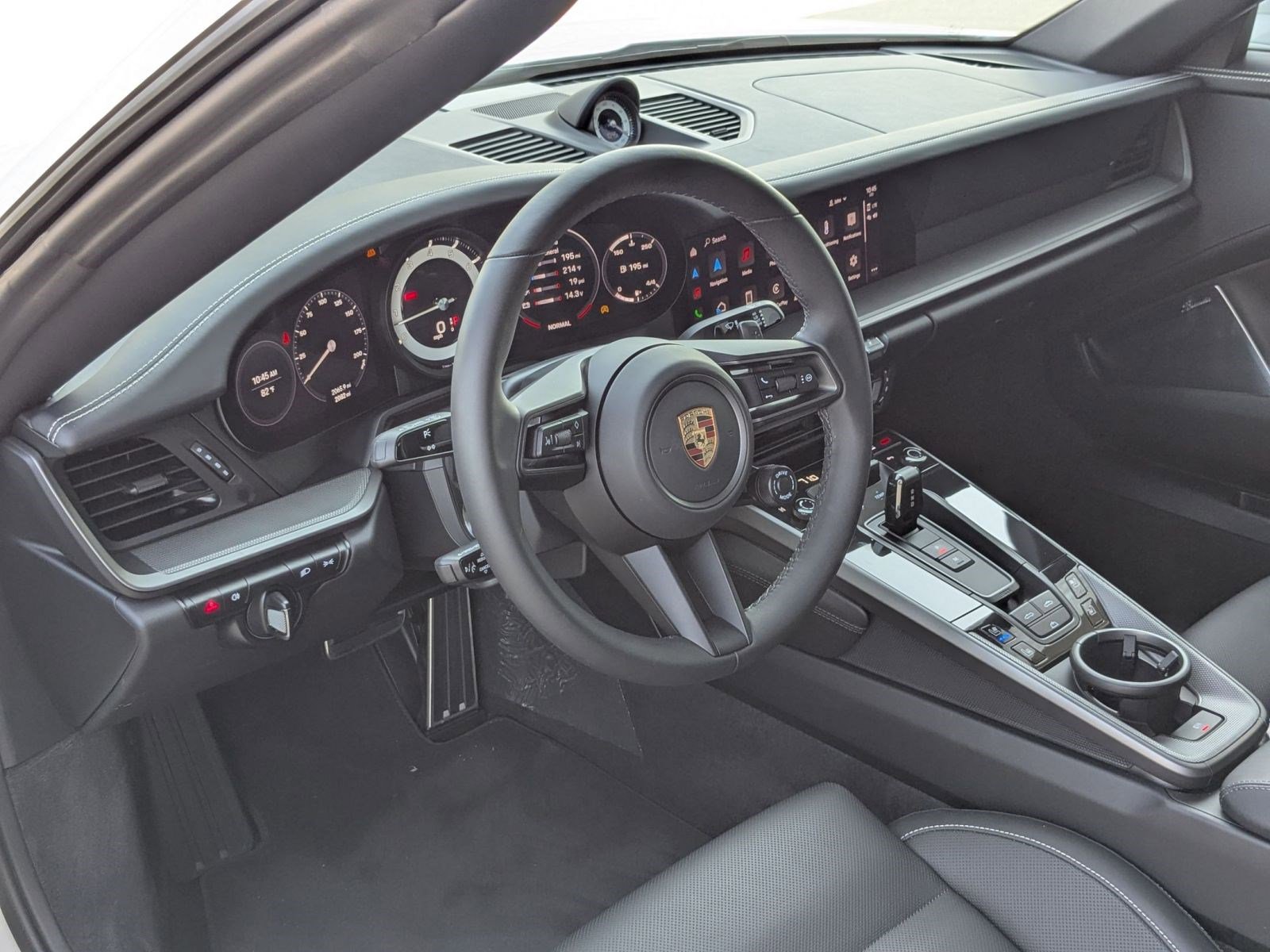 2024 Porsche 911 S Cabriolet photo 4