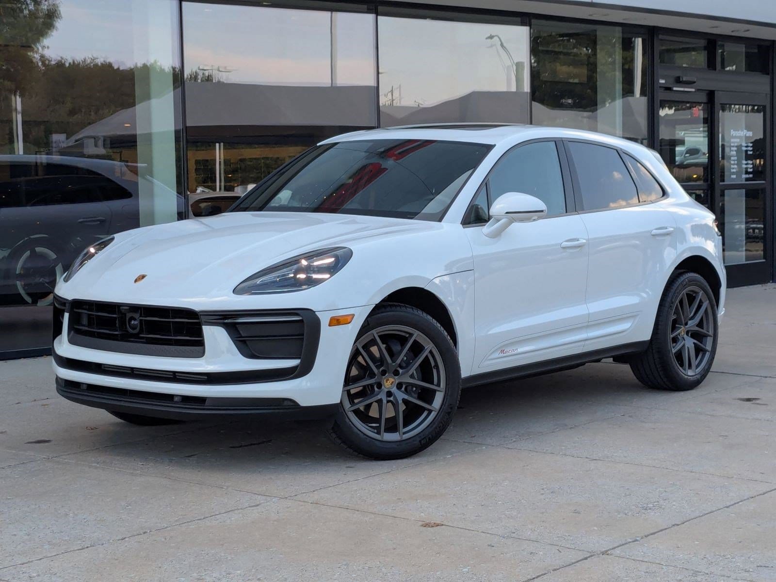 2025 Porsche Macan
