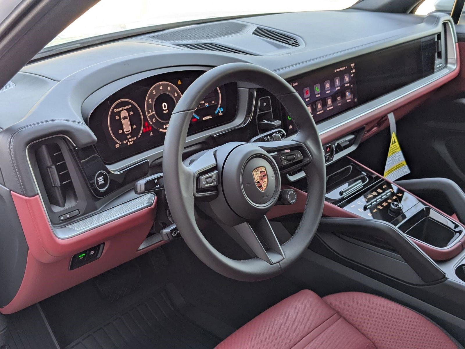 2026 Porsche Cayenne photo 4