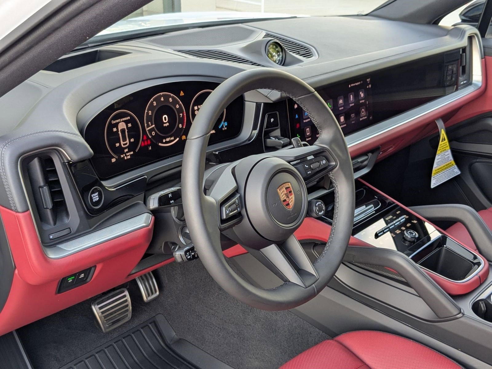 2026 Porsche Cayenne Coupe S photo 3