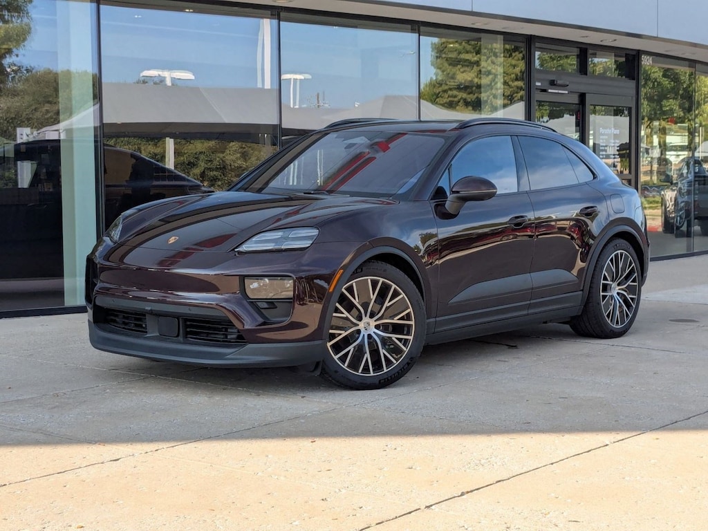 New 2025 Porsche Macan 4 Electric 4 SUV