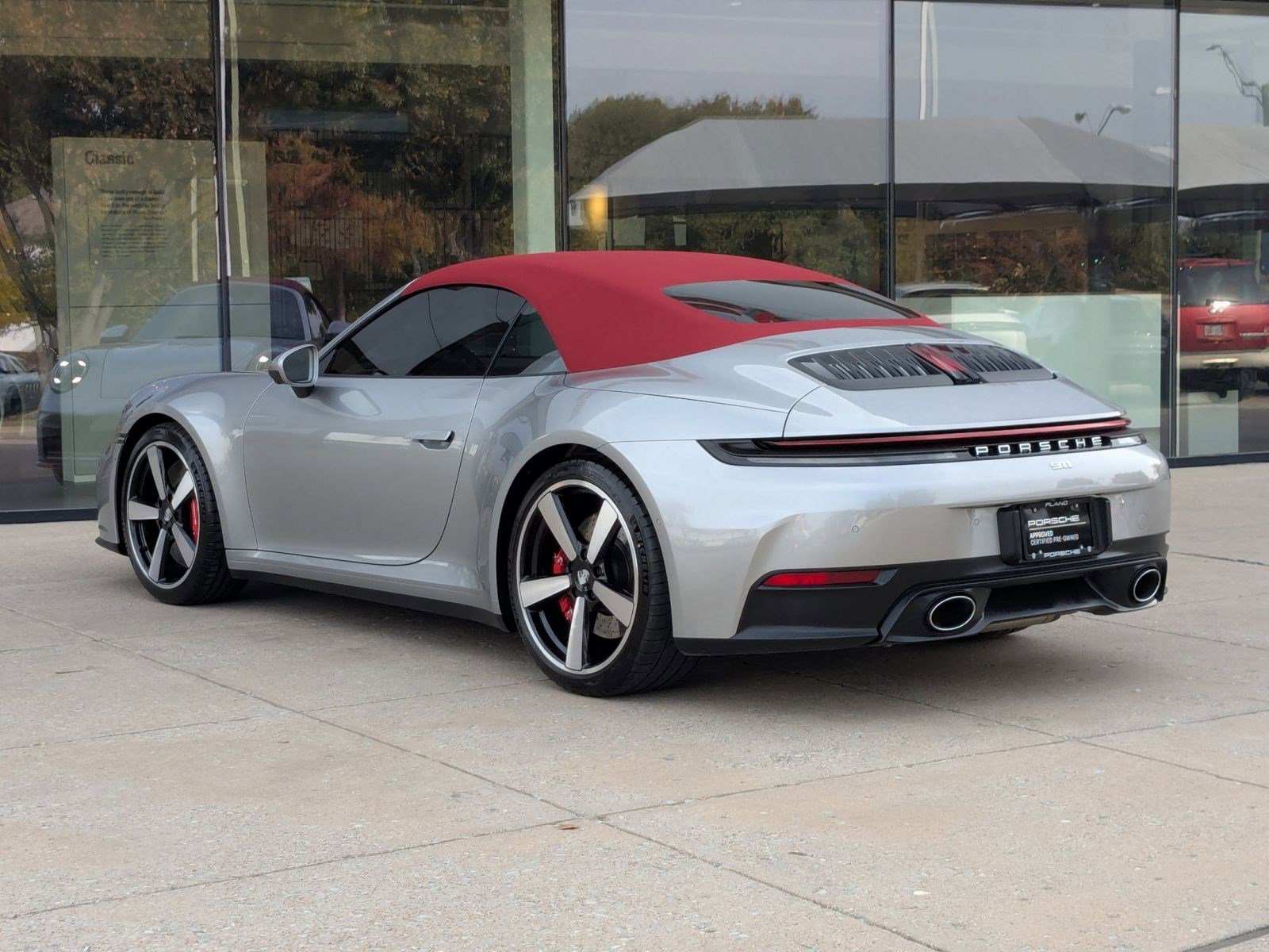 2025 Porsche 911 S Cabriolet photo 3