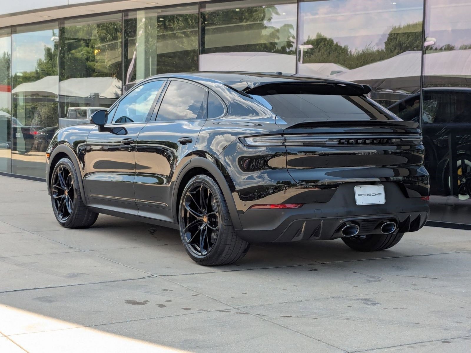 2026 Porsche Cayenne Coupe Turbo GT photo 3