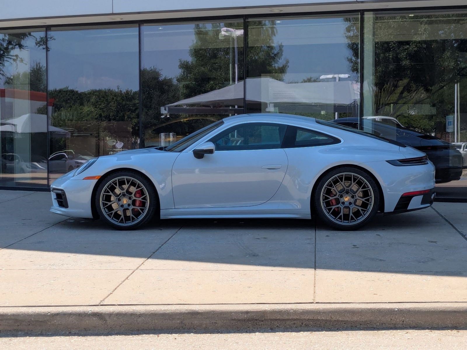 2024 Porsche 911 S photo 2