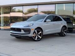 2026 Porsche Macan SUV