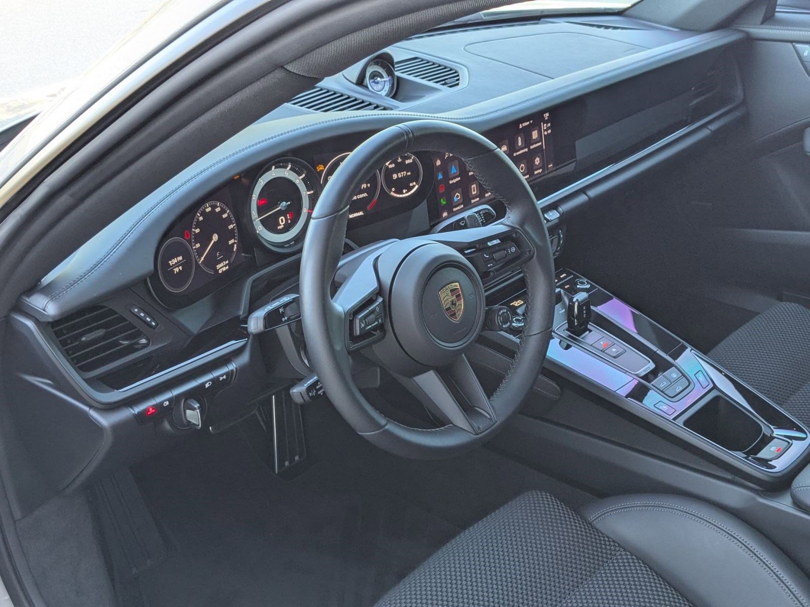 2024 Porsche 911 T 4 photo 3