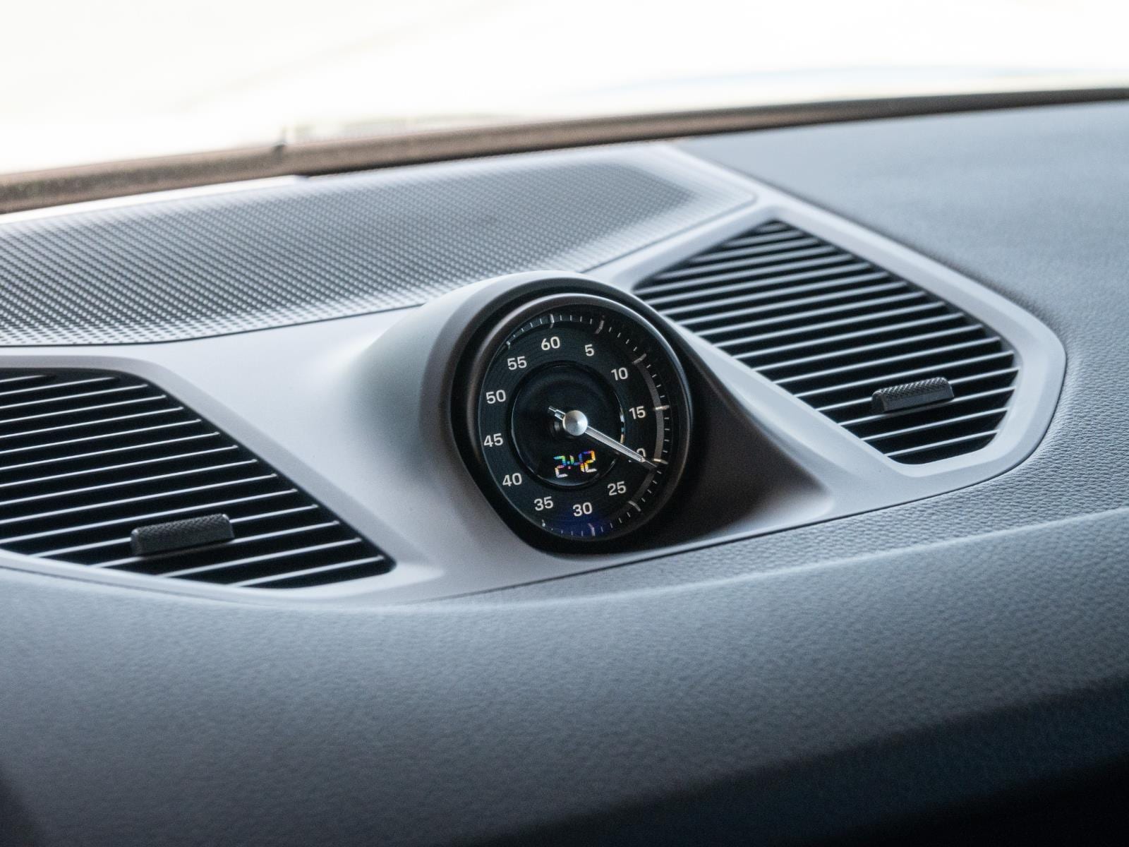 2026 Porsche Cayenne Base - Photo 21