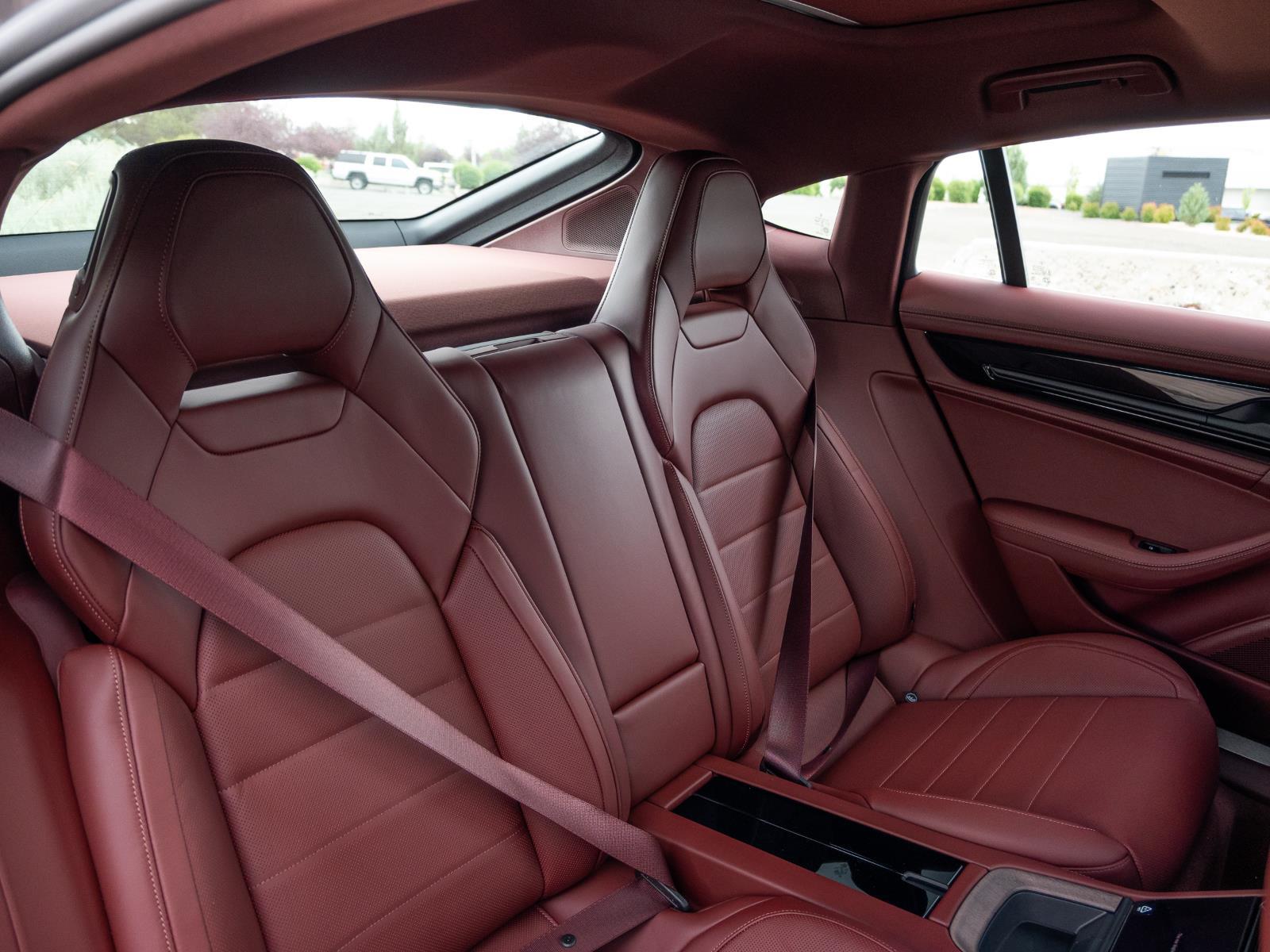 2026 Porsche Panamera Base - Photo 17
