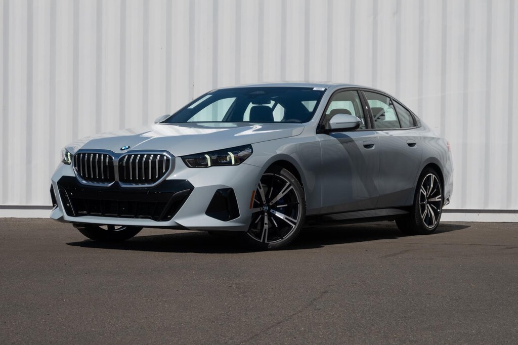 New 2026 BMW 5 Series 530i xDrive Sedan