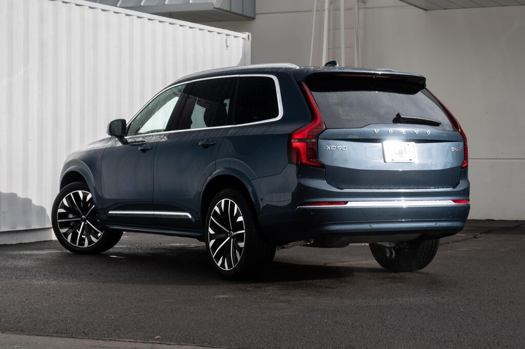 New 2026 Volvo XC90 Plus SUV